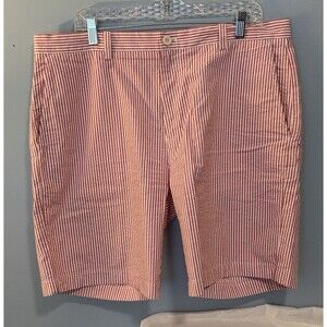 Vineyard Vines Shorts Men’s 36 Light Red  Stripe Breaker Chino Seersucker Golf